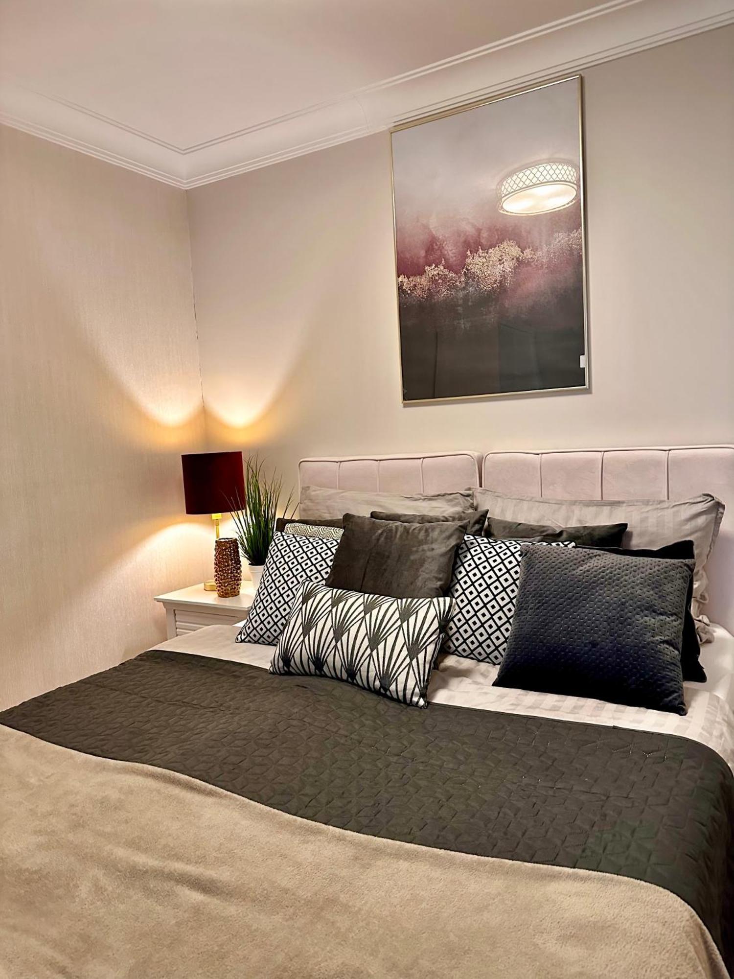 Apartamenty Kielce- Apartament Rubin Przy Zalew Kielecki, Faktura, Parking, Centrum 외부 사진