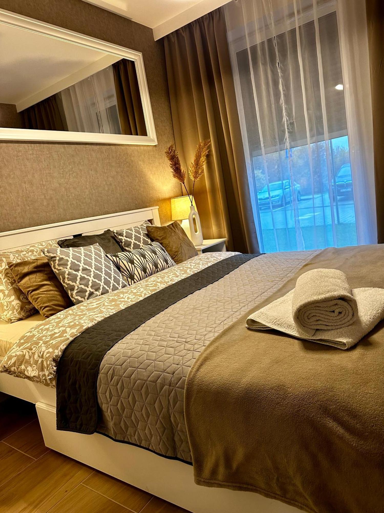 Apartamenty Kielce- Apartament Rubin Przy Zalew Kielecki, Faktura, Parking, Centrum 외부 사진