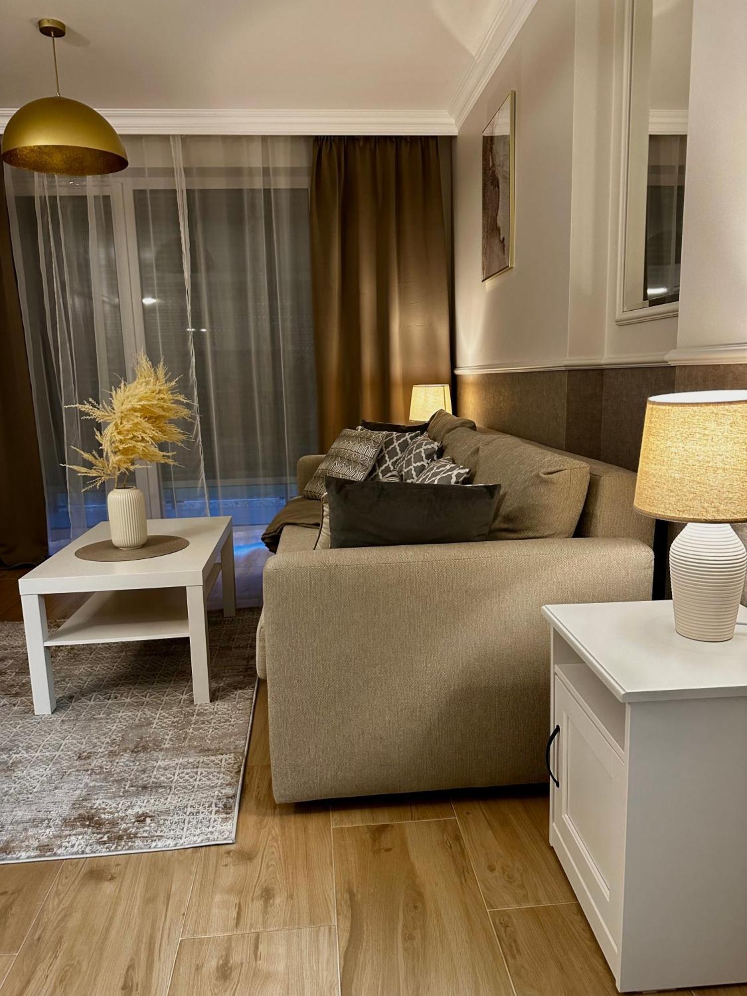 Apartamenty Kielce- Apartament Rubin Przy Zalew Kielecki, Faktura, Parking, Centrum 외부 사진